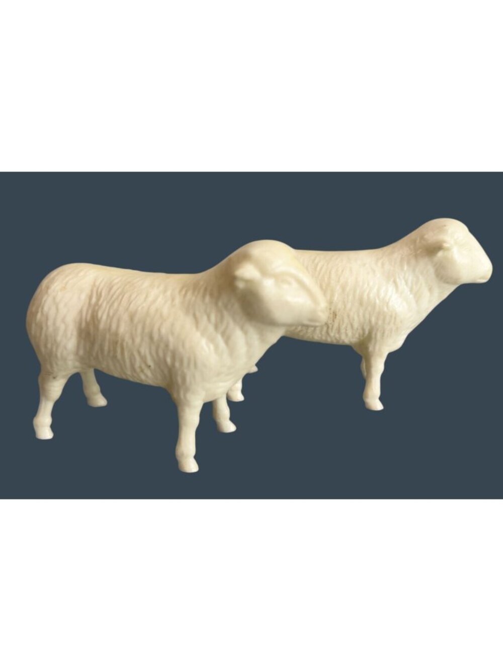 Vintage Pair Hard Plastic Nativity Sheep 4" White Christmas Replacement Figures - Picture 3 of 9